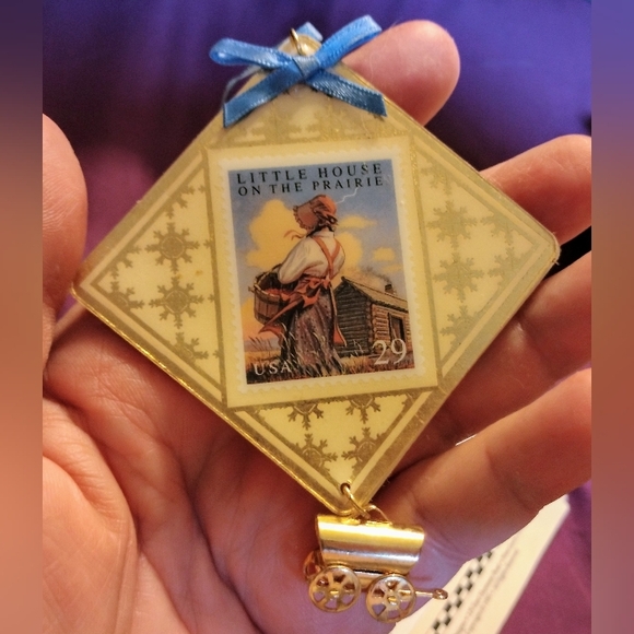 Little House on the Prairie Laura Ingalls Wilder Ornament - Picture 2 of 3